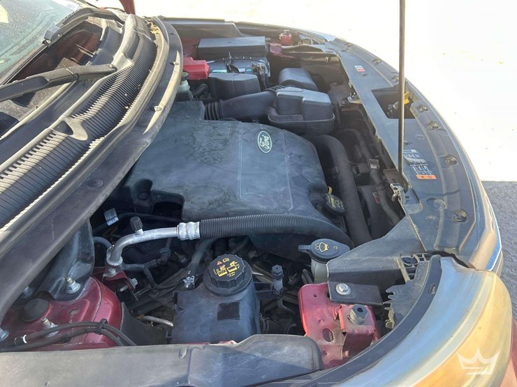 2014-ford-explorer-image-8