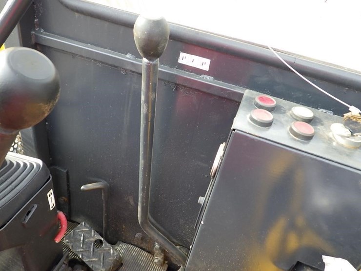 komatsu-pc28-image-21