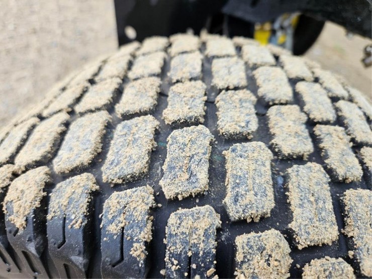 john-deere-x730-image-26