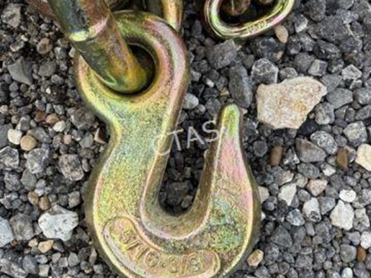 #44-•-(4)-5/16"-20'-chains-&-(2)-5,400-lb-boomers-image-2