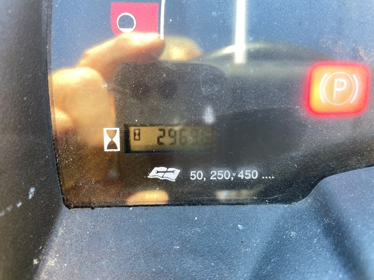 john-deere-x485-image-33