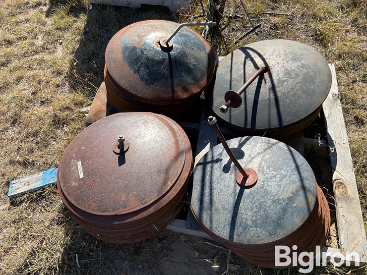 john-deere-230-image-8