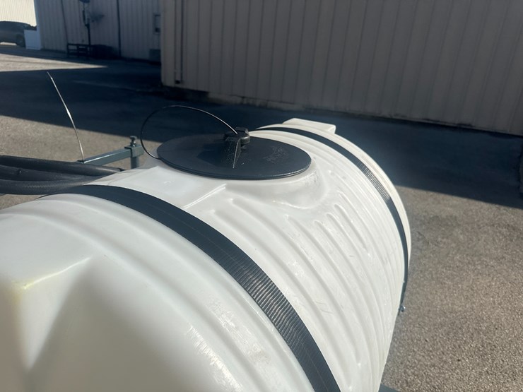 caterpillar-12-image-22