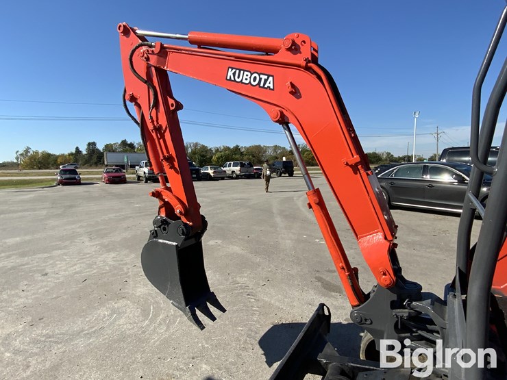 2016-kubota-kx71-3-image-9