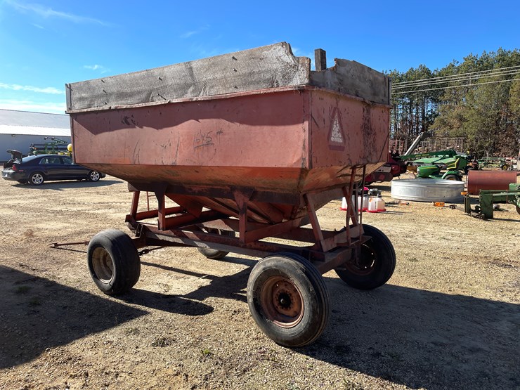 #5931-•-gravity-box-on-running-gear-image-7