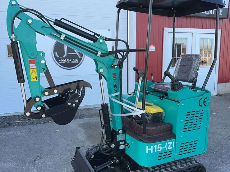 2025-agt-h15z-mini-excavator-image-1