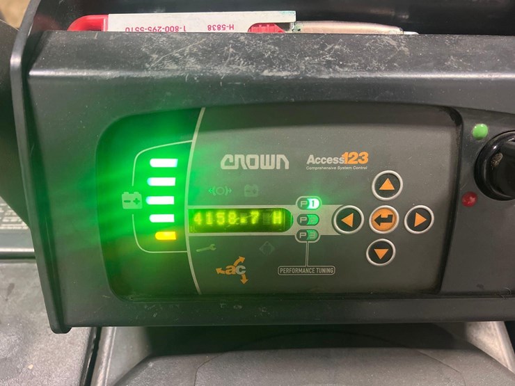 2018-crown-pe4500-60-image-3