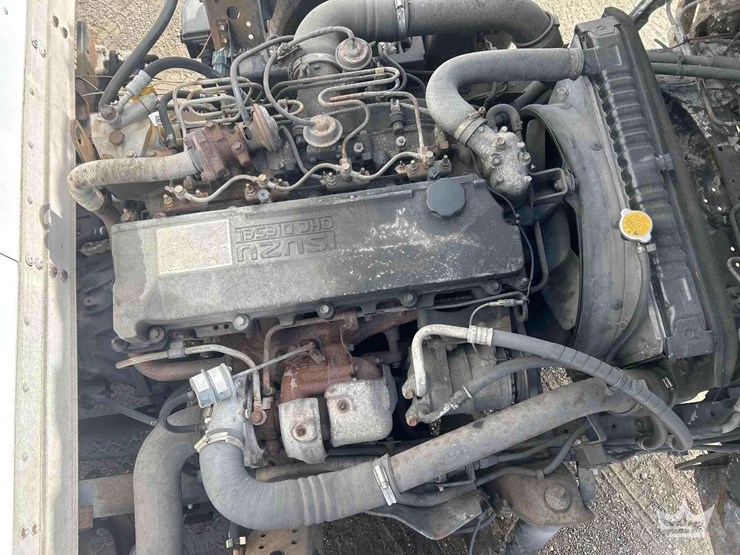 2002-isuzu-npr-image-8