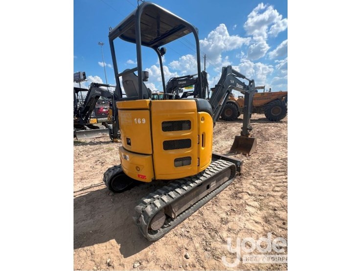 2019-deere-26g-image-3