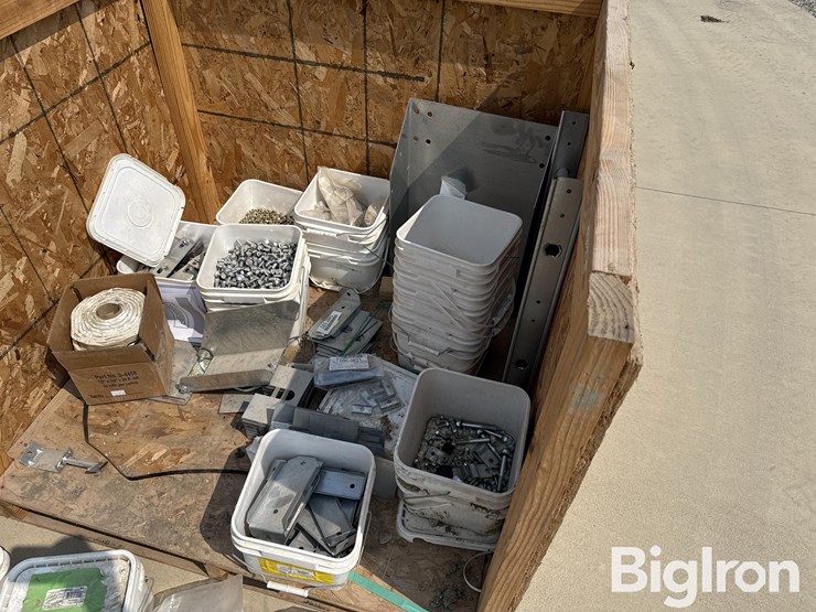 grain-bin-miscellaneous-bolts-&-parts-image-7