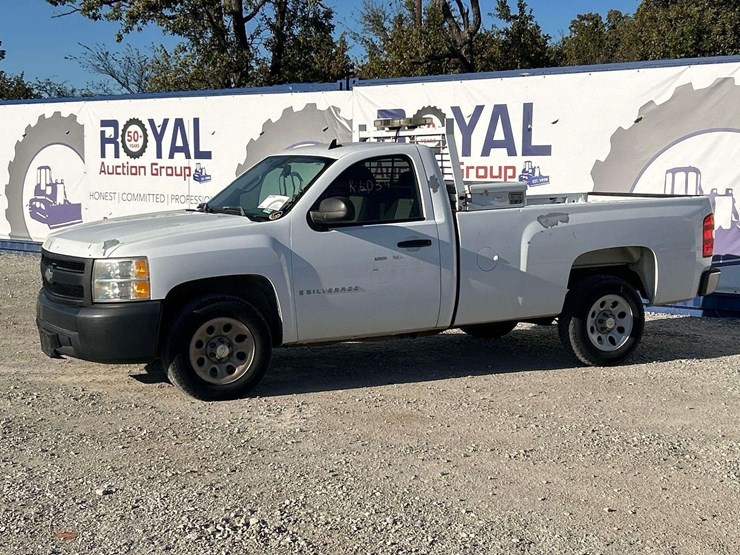 2006-chevrolet-silverado-1500-image-1