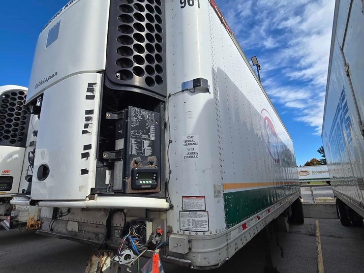 2012-great-dane-trailer-image-1