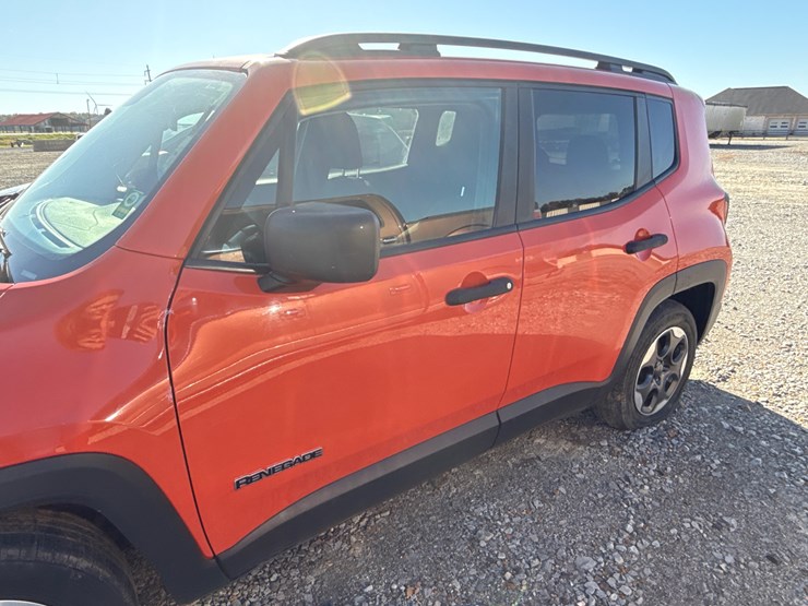 2017-jeep-renegade-image-8