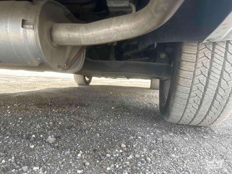 2015-gmc-terrain-suv-image-43