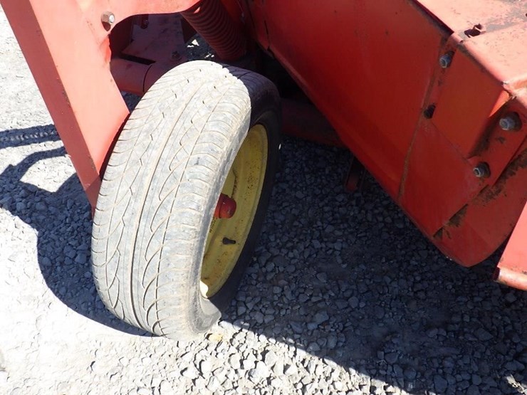 new-holland-477-image-19