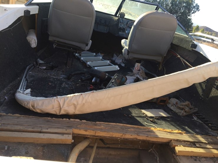 2007-unknown-trailer-image-8