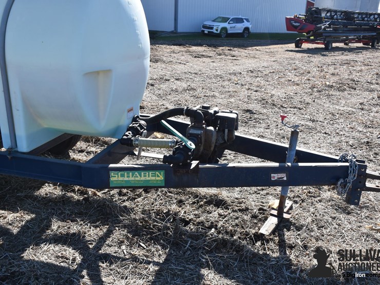 schaben-industries-1,000-gal-poly-nurse-trailer-image-20