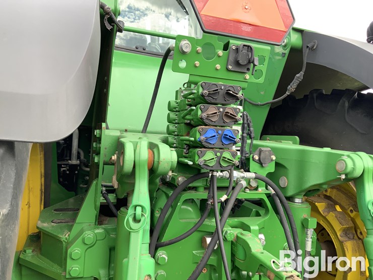 2015-john-deere-9370r-image-14