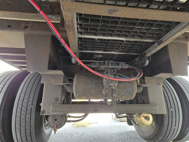 2012-great-dane-trailer-image-6