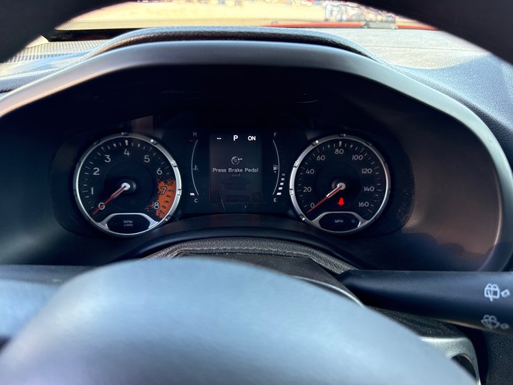 2017-jeep-renegade-image-28