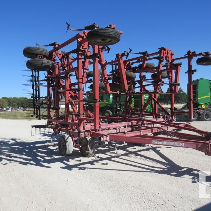 CASE IH 4300