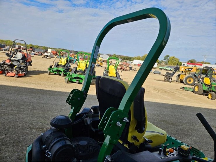 2022-john-deere-z960m-image-30