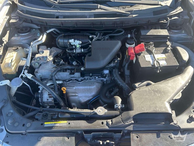 2013-nissan-rouge-suv-image-8