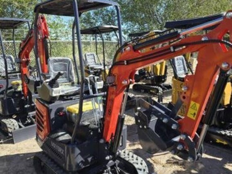 cfg-mini-excavator-mx15rx-image-1