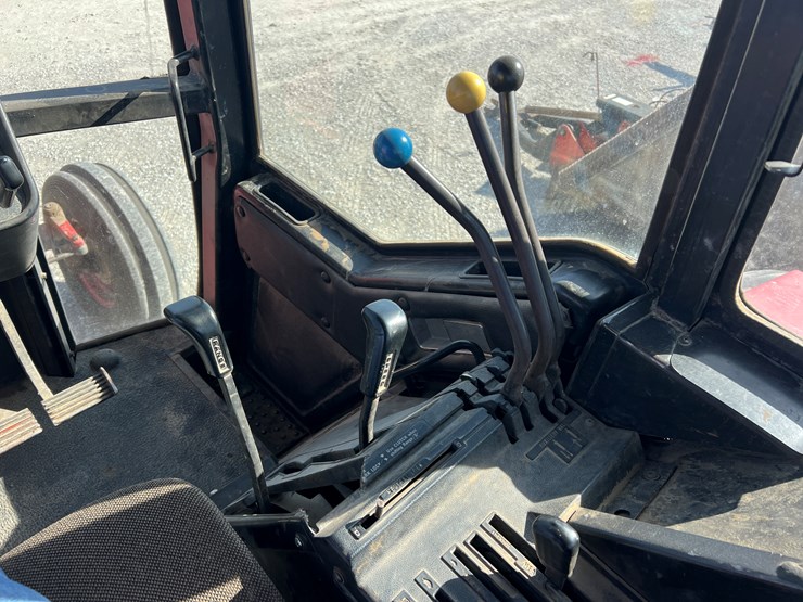 case-ih-5088-image-18