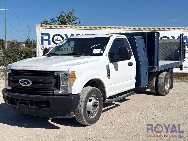 2017-ford-f350-image-1