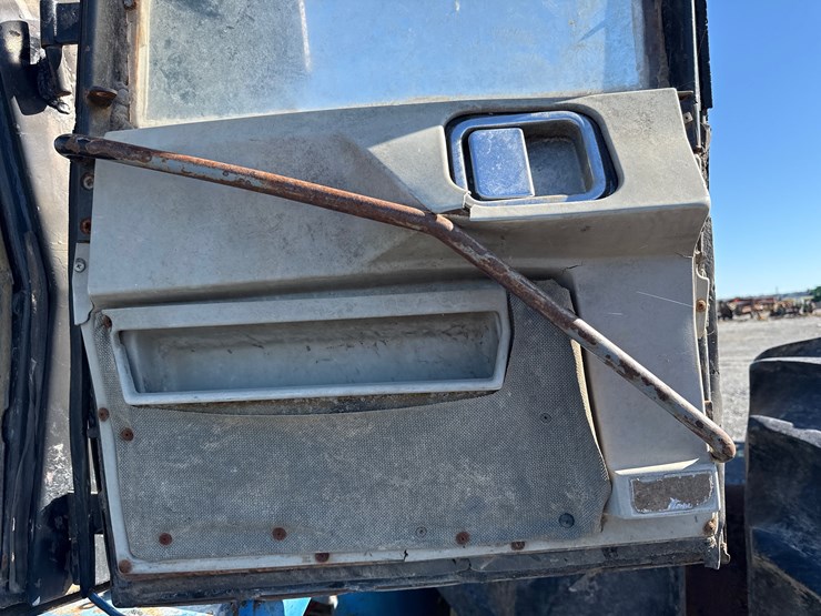 ford-tractor-image-40