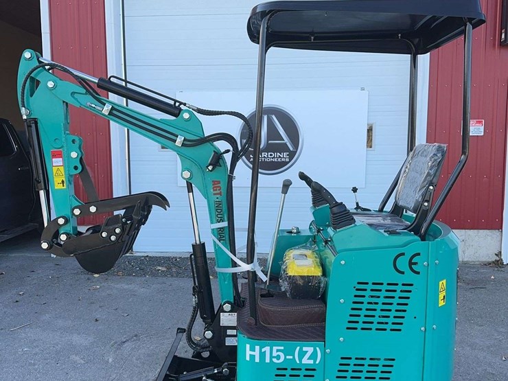 2025-agt-h15z-mini-excavator-image-8