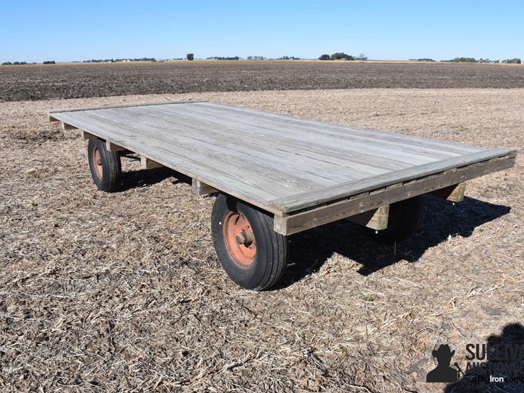wooden-hayrack-image-7