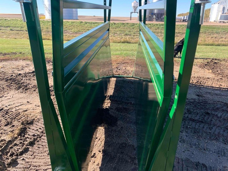 arrow-quip-ef-10-alley-way-image-6