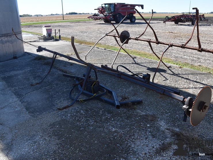 6-row-corn-reel-w/brackets-image-1