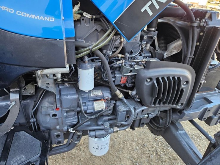 new-holland-tn65-image-15