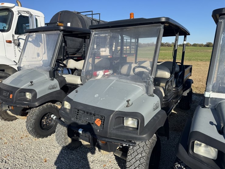 2020-club-car-carryall-1700-image-1