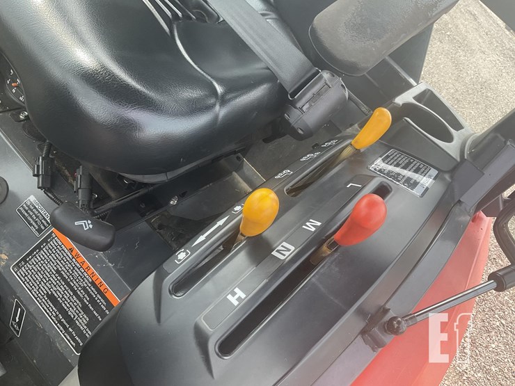 2020-kubota-lx3310hsdc-image-18