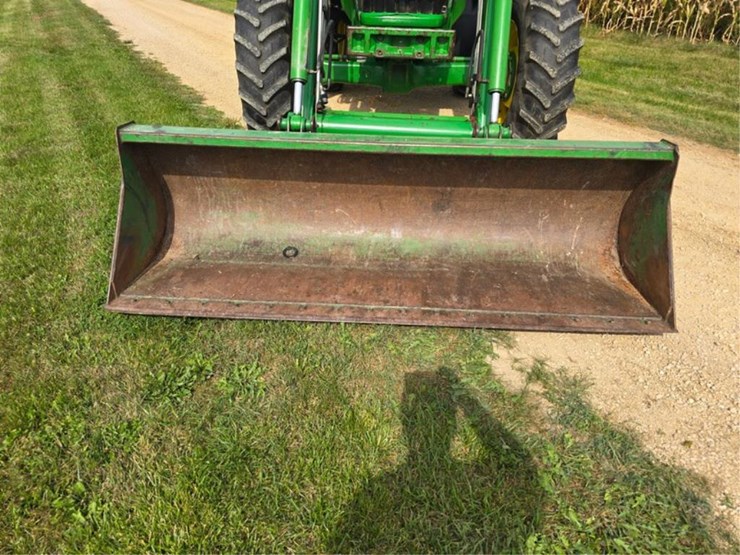 john-deere-7520-image-17