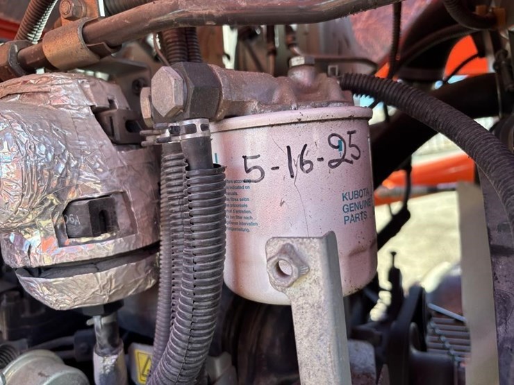 2019-kubota-m7060d-image-50