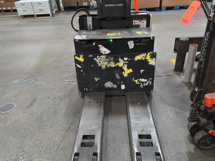 2018-crown-pe4500-60-image-5