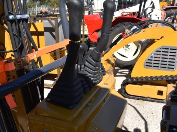 cfg-mx12r-mini-excavator-(serial-#-mx12r2025j0000093)-(k)-image-7