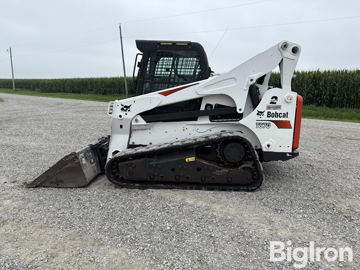 2017-bobcat-t870-image-8