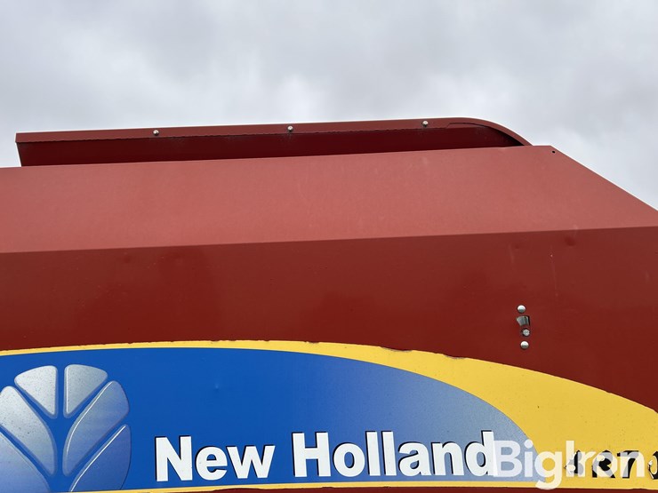 2012-new-holland-br7080-image-19