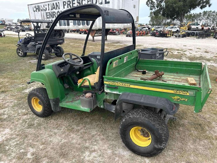john-deere-gator-image-3