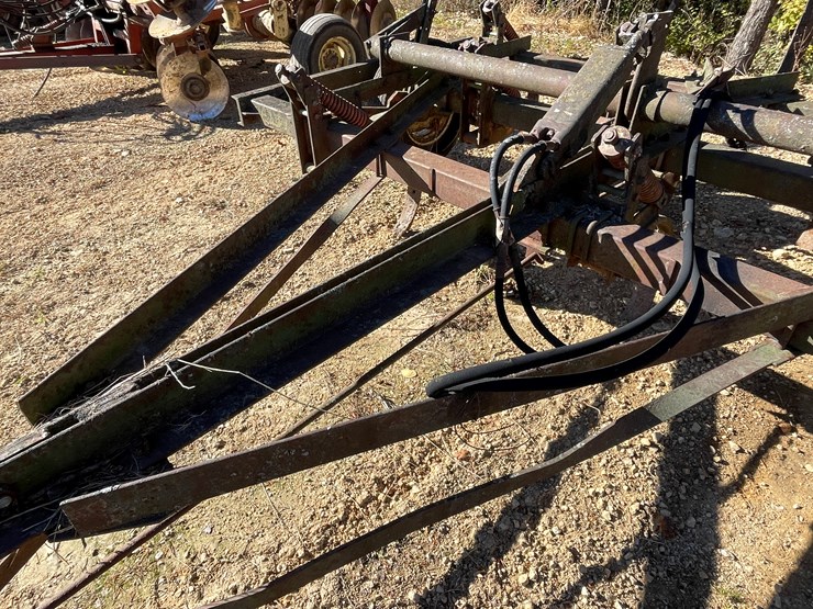 #5921-•-glencoe-giant-c-chisel-plow-image-7