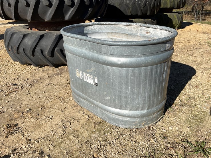 #5948-•-behlen-galvanized-water-tank-image-1