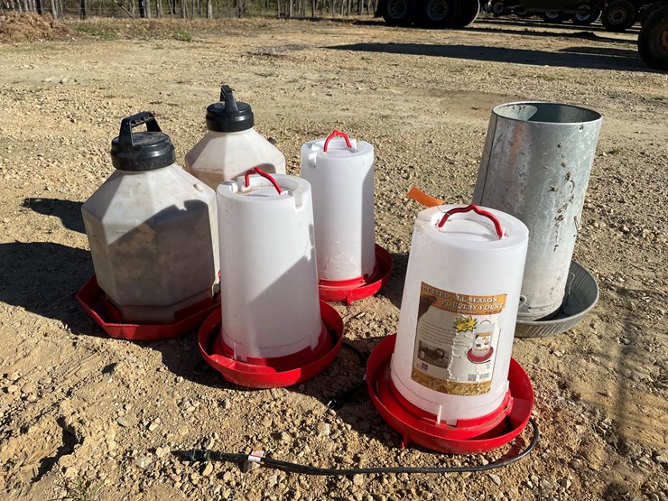 #5955-•-poultry-waterers-and-(1)-feeder-image-1