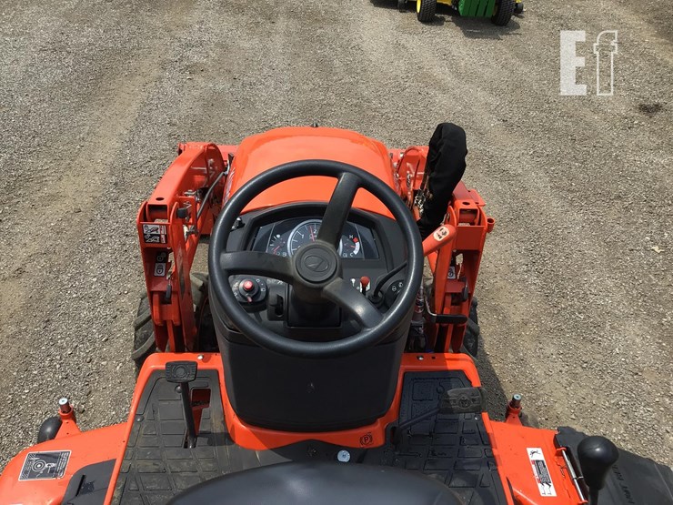 2018-kubota-bx2380-image-17