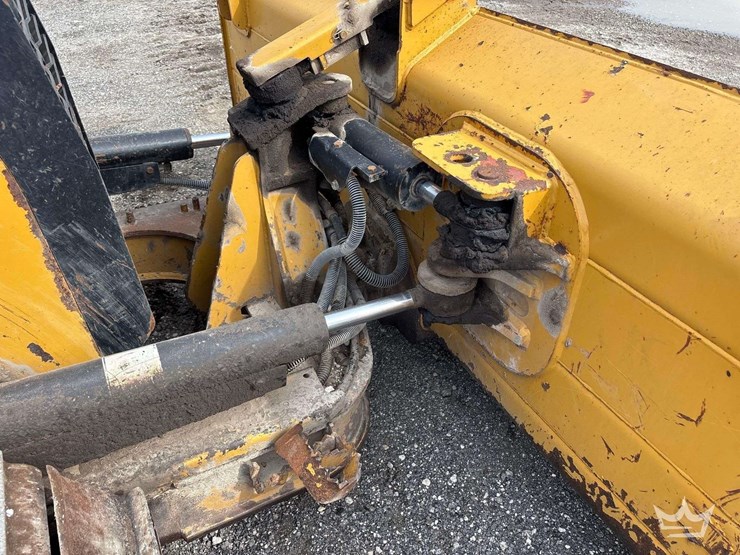 2020-caterpillar-d5k2-lgp-image-22